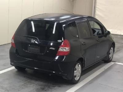 Honda FIT  с аукциона в Японии