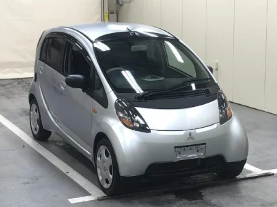 Mitsubishi I  с аукциона в Японии