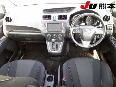 Nissan Lafesta