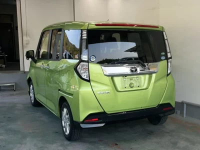 Toyota TANK