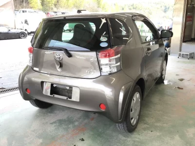 Toyota iQ