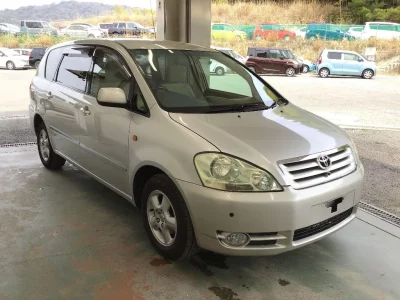 Toyota Ipsum