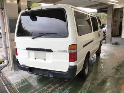 Toyota HiAce Van