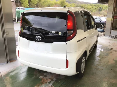 Toyota Sienta