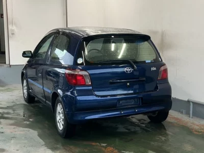 Toyota VITZ  с аукциона в Японии