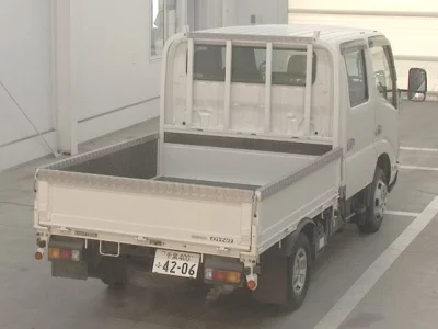 Toyota DYNA  с аукциона в Японии