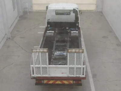 Toyota DYNA  с аукциона в Японии