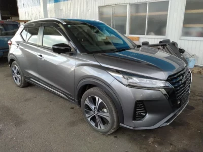 Nissan KICKS