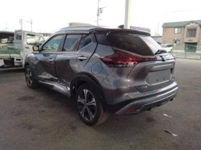 Nissan KICKS
