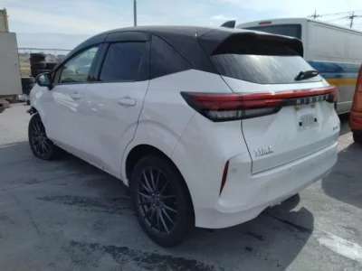 Nissan AURA