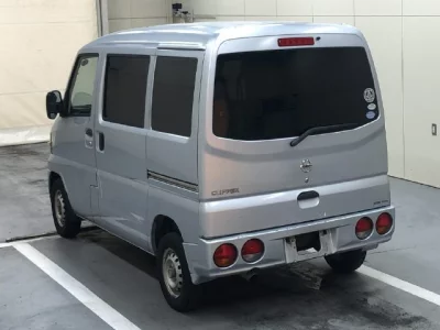 Nissan CLIPPER VAN