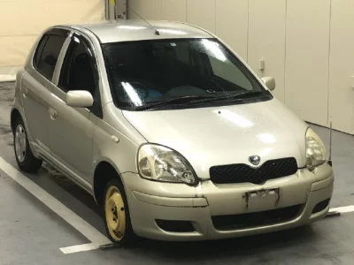Toyota VITZ  с аукциона в Японии