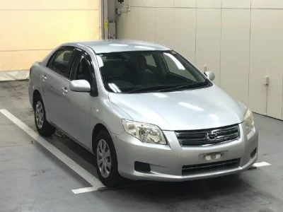 Toyota COROLLA AXIO  с аукциона в Японии