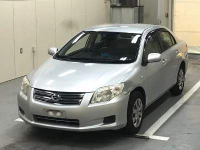Toyota COROLLA AXIO  с аукциона в Японии