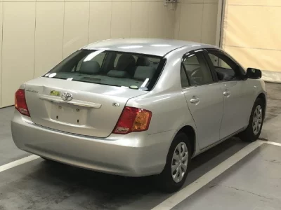 Toyota COROLLA AXIO  с аукциона в Японии