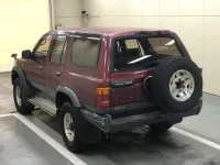 Toyota HILUX SURF лот № 1073 оценка R  с аукциона в Японии 1