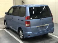 Toyota NOAH лот № 1138 оценка 3.5  с аукциона в Японии 1