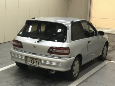 Toyota STARLET  с аукциона в Японии