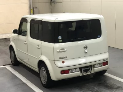 Nissan CUBE  с аукциона в Японии