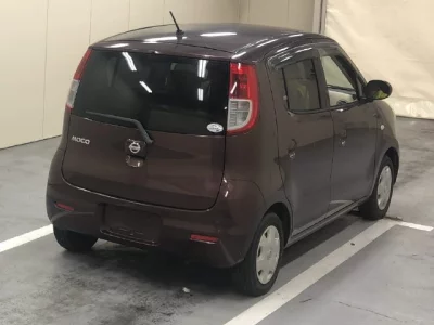 Nissan MOCO  с аукциона в Японии