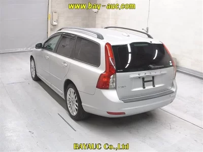 Volvo V50