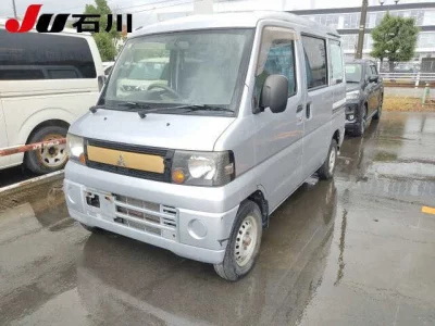 Mitsubishi Minicab Van