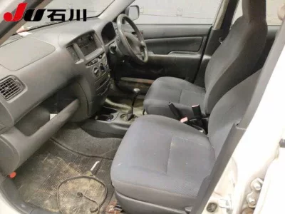 Toyota PROBOX  с аукциона в Японии