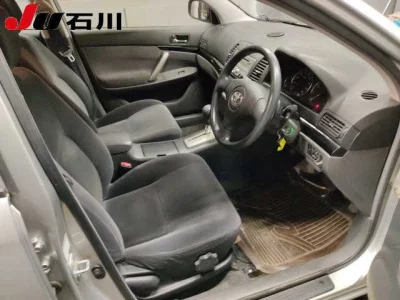 Toyota ALLION  с аукциона в Японии