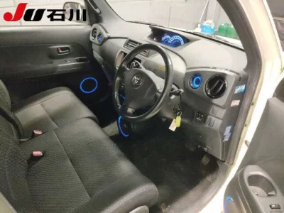 Toyota bB