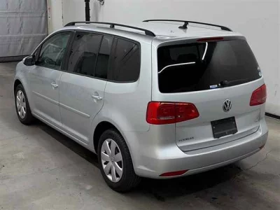 Volkswagen GOLF TOURAN  с аукциона в Японии