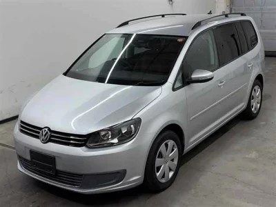 Volkswagen GOLF TOURAN  с аукциона в Японии