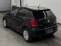Volkswagen Polo лот № 35022 оценка 3.5  с аукциона в Японии 1