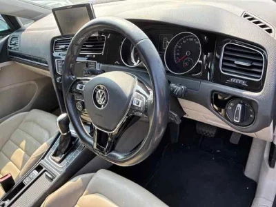 Volkswagen Golf  с аукциона в Японии
