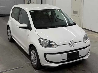 Volkswagen UP  с аукциона в Японии