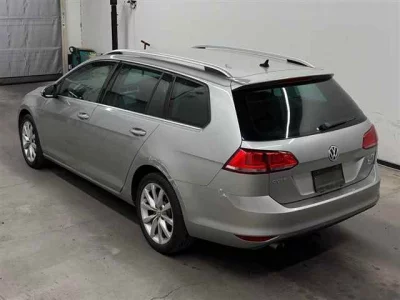Volkswagen GOLF VARIANT  с аукциона в Японии