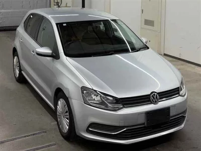 Volkswagen Polo  с аукциона в Японии