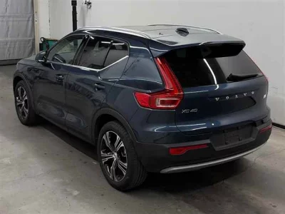 Volvo XC40  с аукциона в Японии