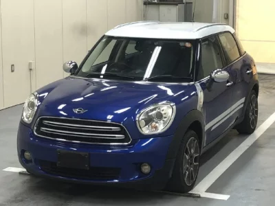 MINI Crossover