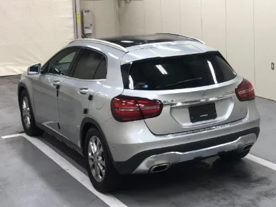 Mercedes-Benz GLA-Class