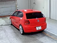 Volkswagen Polo лот № 8002 оценка R  с аукциона в Японии 1