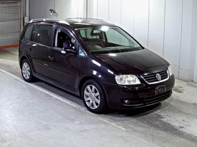 Volkswagen GOLF TOURAN  с аукциона в Японии