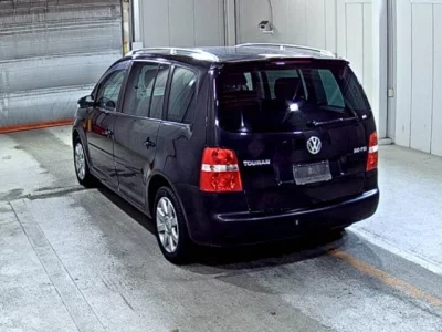 Volkswagen GOLF TOURAN  с аукциона в Японии