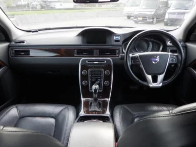 Volvo V70  с аукциона в Японии