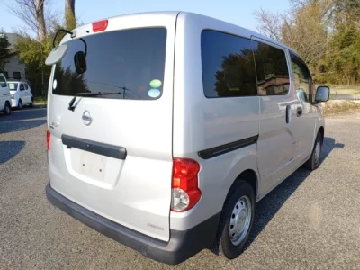 Nissan NV200