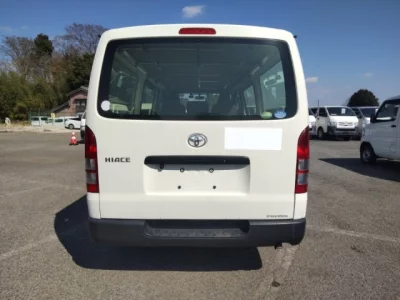 Toyota HiAce Van