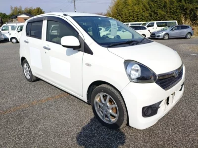 Daihatsu MIRA E S