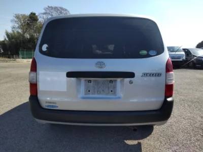 Toyota Succeed