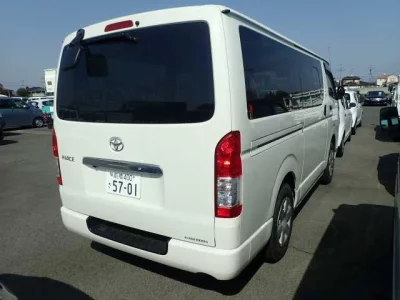 Toyota RegiusAce