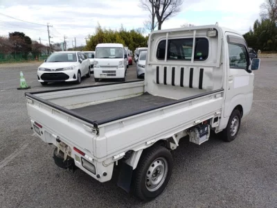 Toyota PIXIS TRUCK  с аукциона в Японии