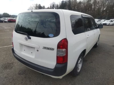 Toyota Succeed